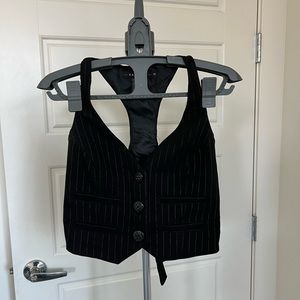 Black mini vest